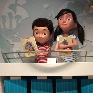 Meet your Posher, Digna